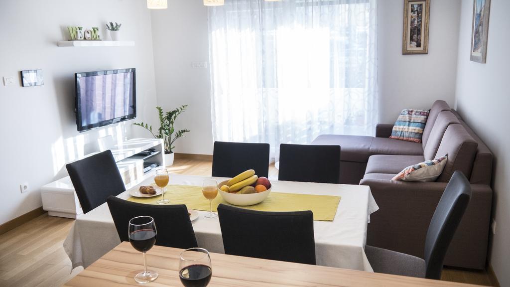 Apartment Nikolina Подстрана Экстерьер фото